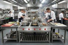 COCINA INDUSTRIAL DE 4 QUEMADORES Y CHURRASQUERA / 4PQCH