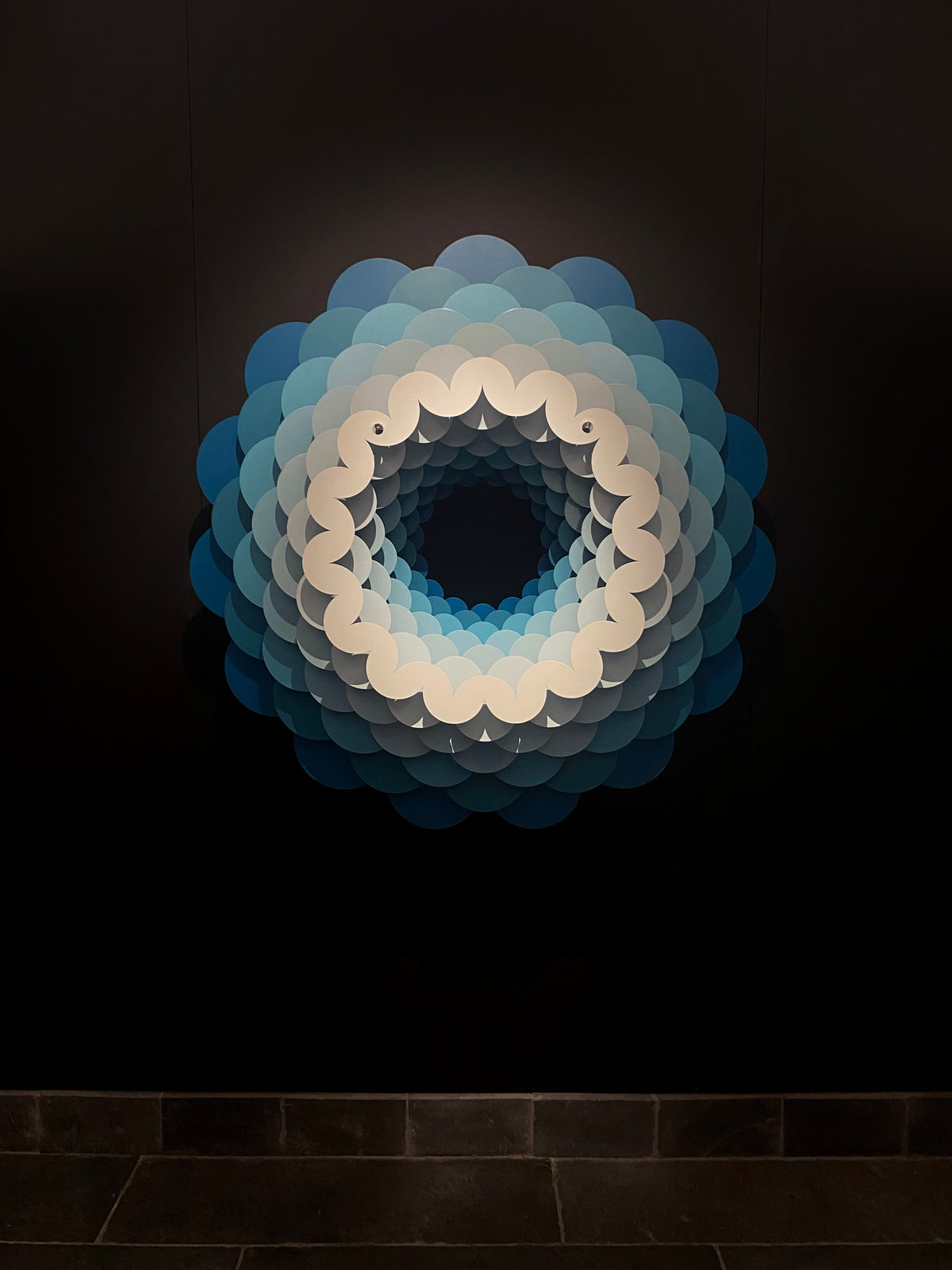 EXHIBICIÓN "POIESIS" DE BENJAMIN OSSA