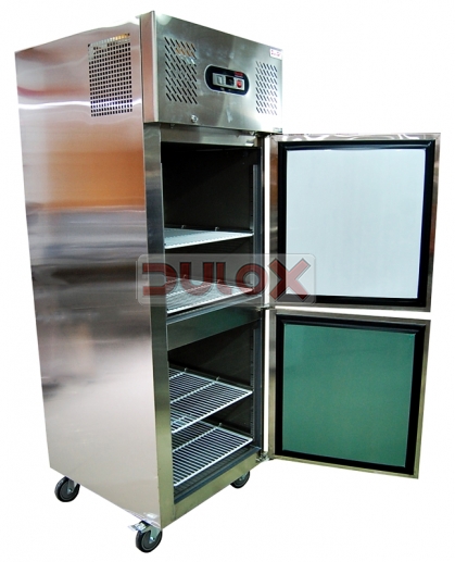 REFRIGERADOR 2 PUERTAS 740 X 820 X 2000 MM / RM-0738