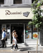 DOMINO FUENTE DE SODA